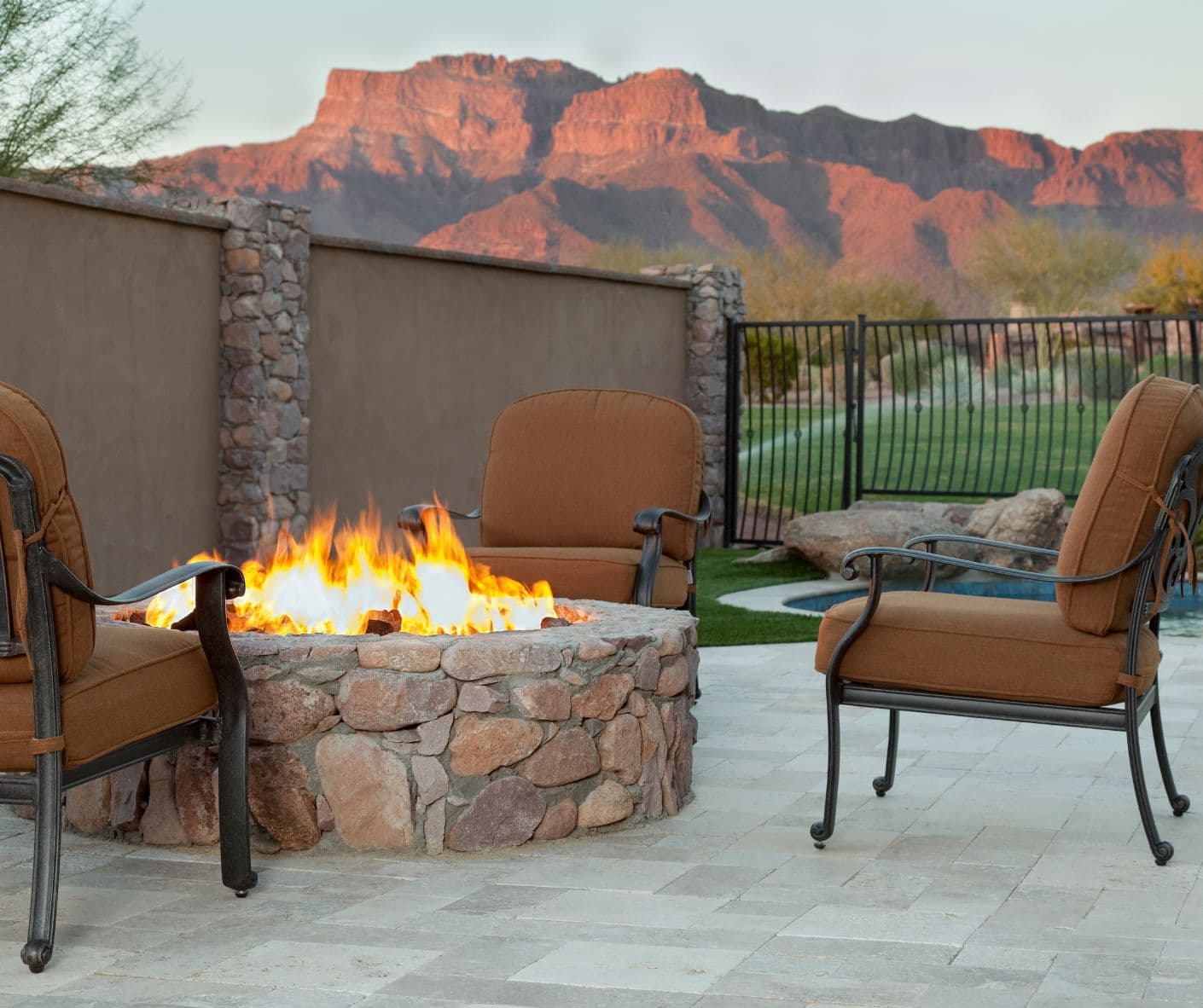 Mountain View Fire Pit - Gold Canyon Desert Landscaping
